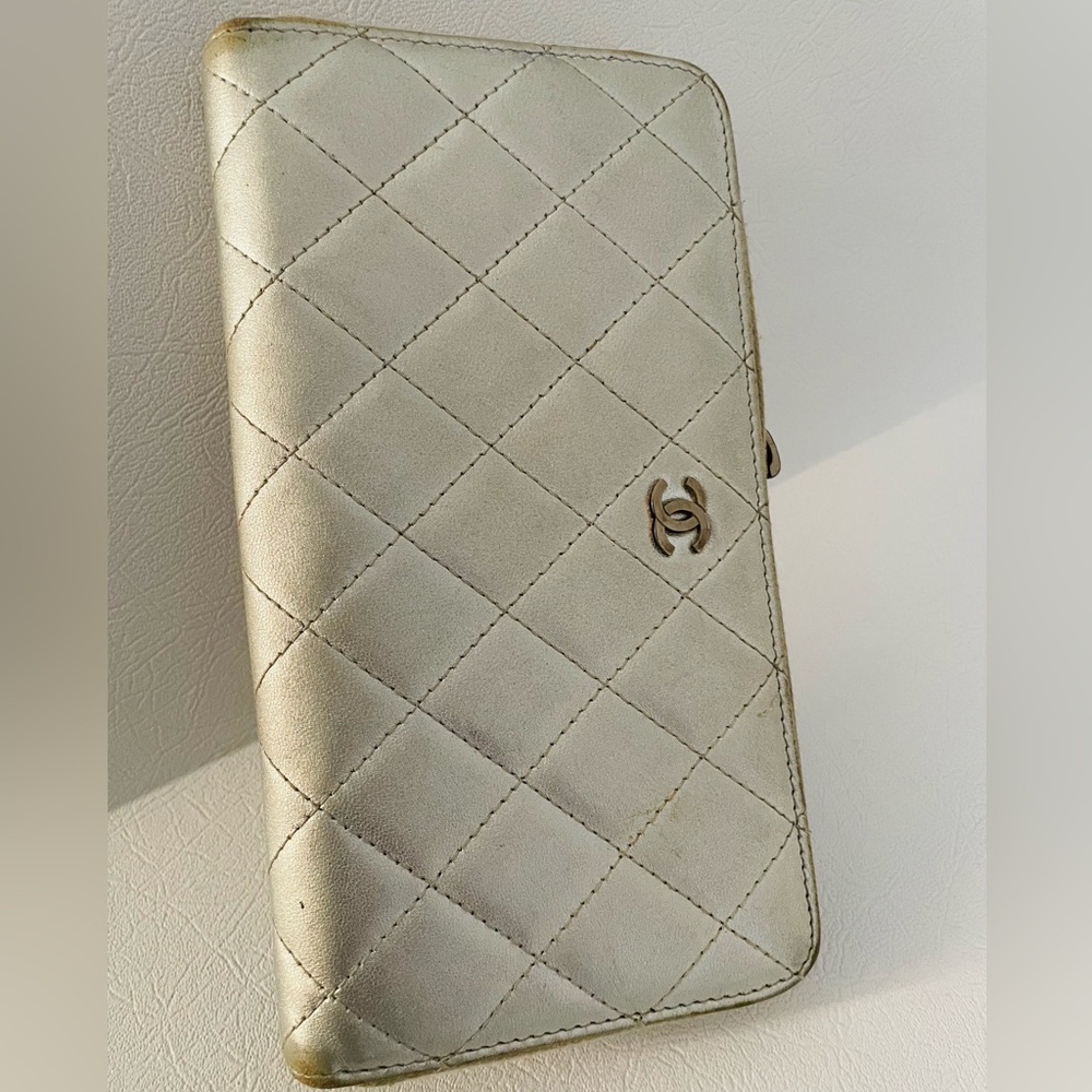 Chanel Quilted Silver Wallet - Picture 10 of 13
